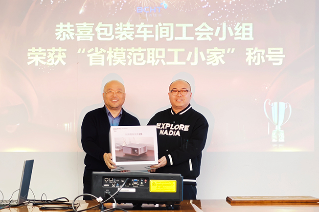 660cb9f3ed099.jpg 52fea2f4a5298bb9d57ae2f2abe5432(1).jpg